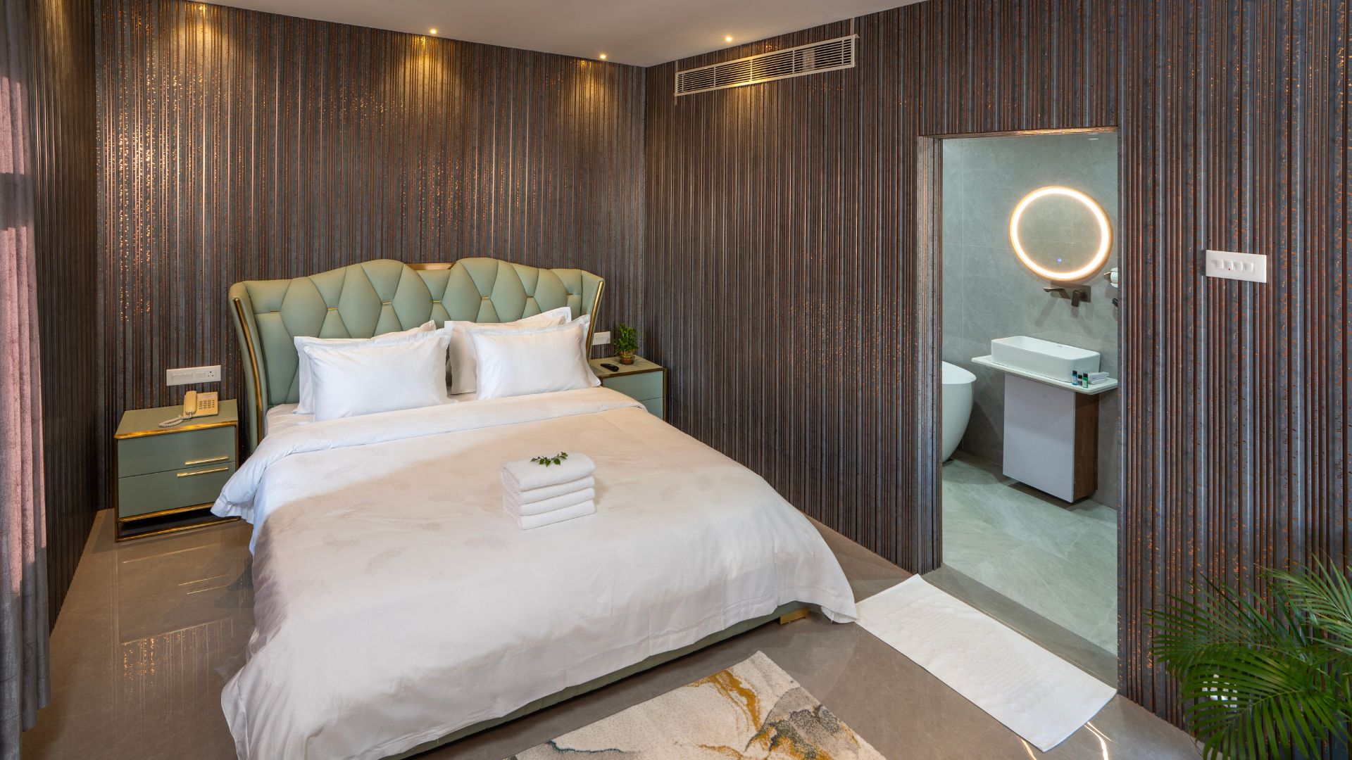 Hotel Sri Ashvik Rameswaram Superior King Room with King Size Bed
